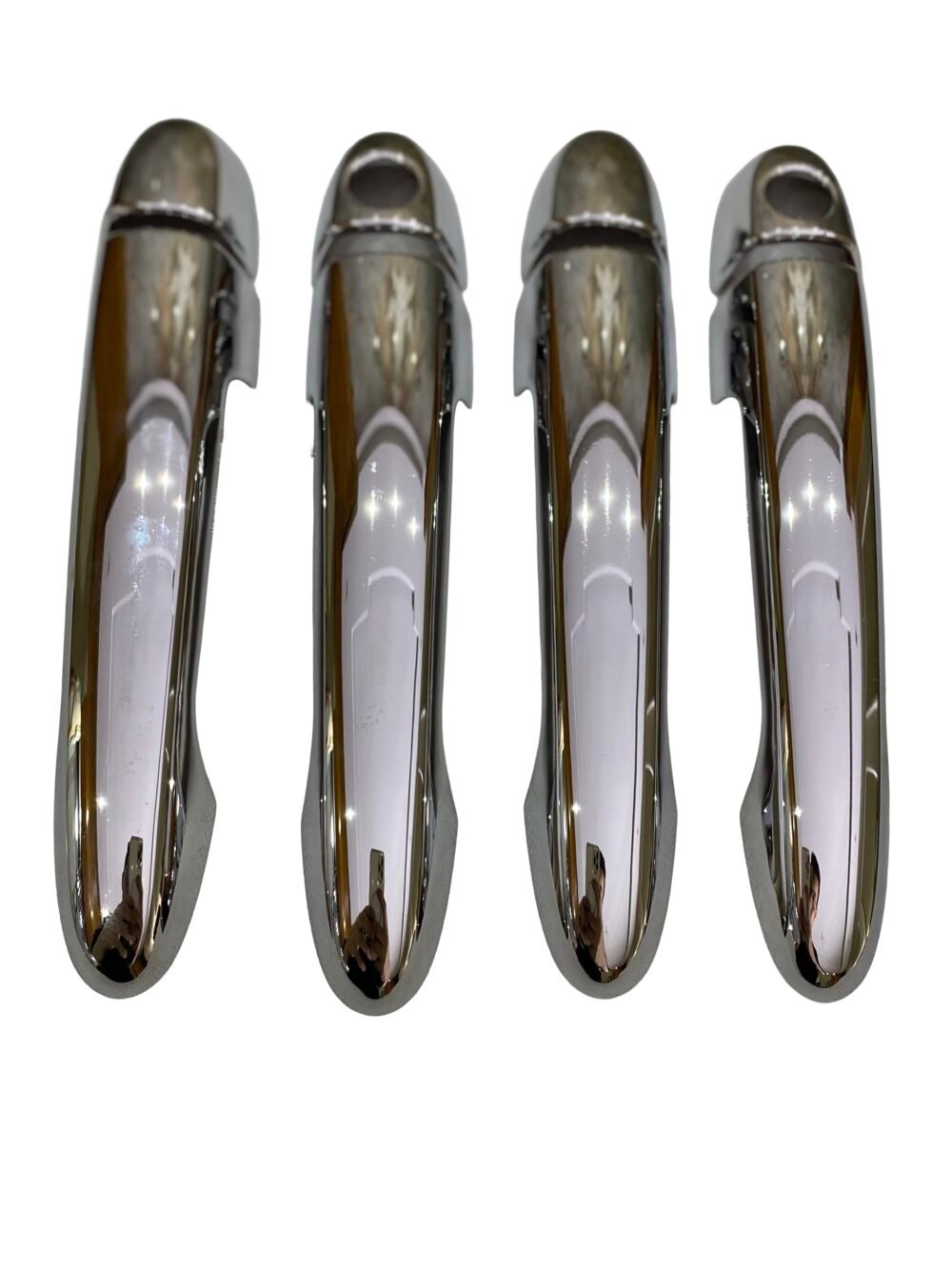 حلية اوكرة كيا كارينز