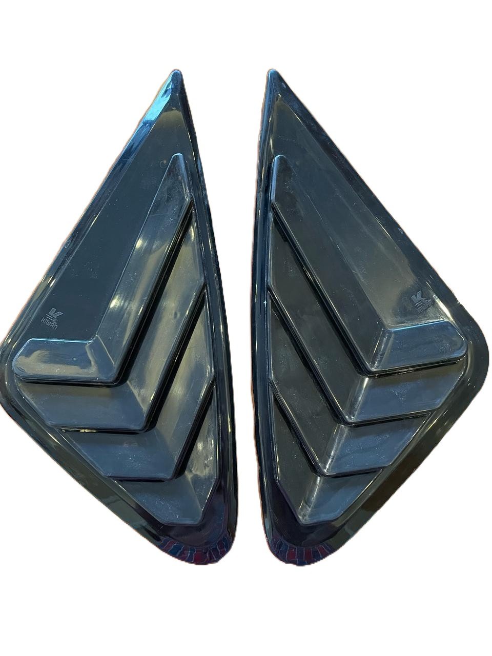 مثلث شراعة النترا HD