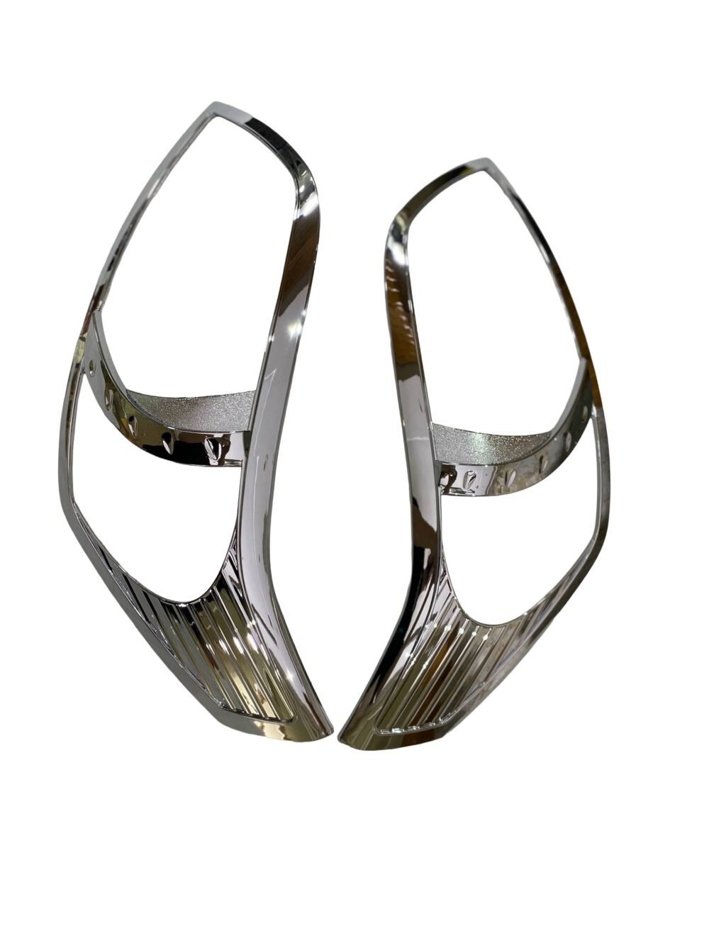 حلية فانوس امامى شيفورلية افيو