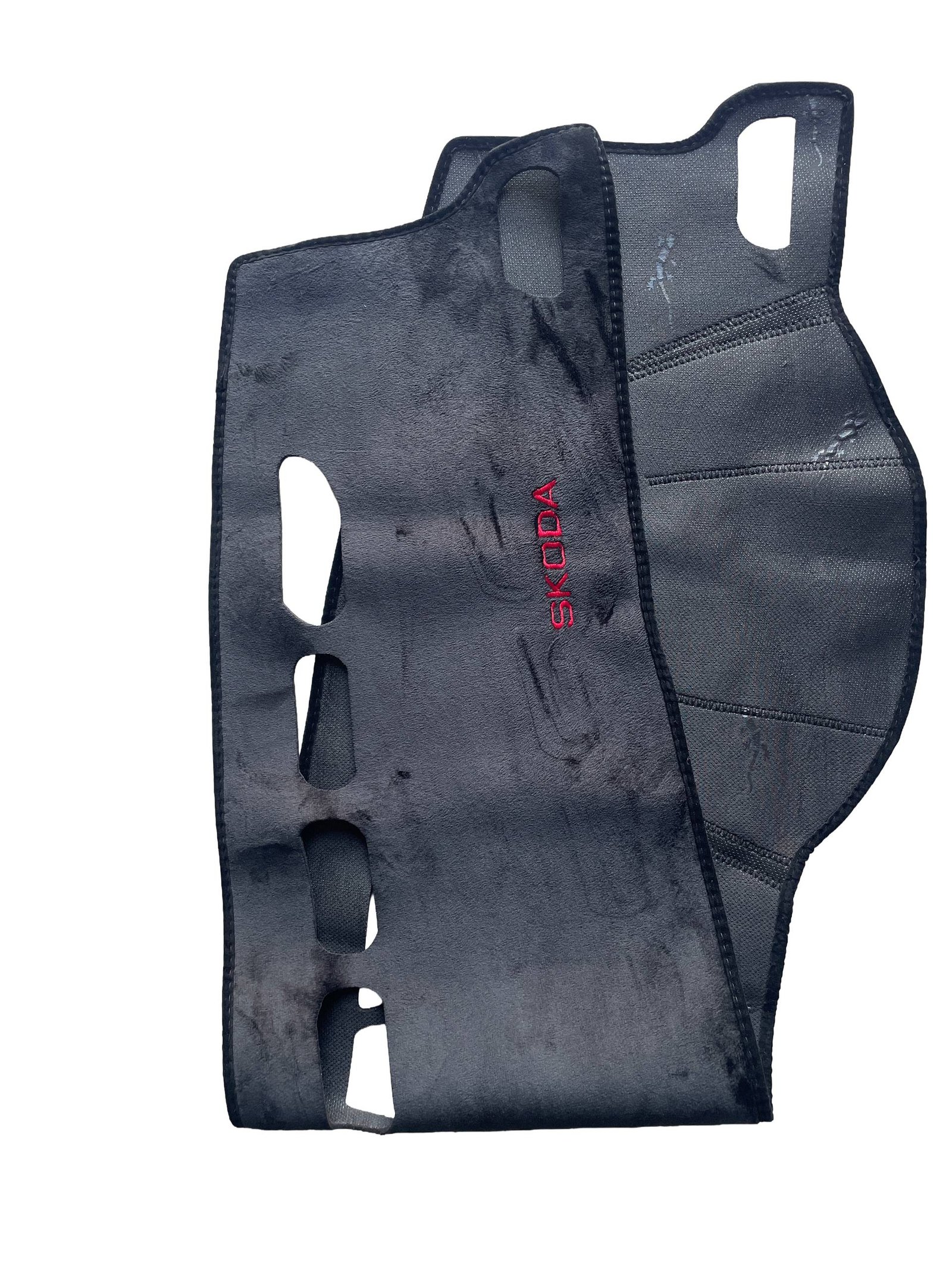 بادة تبلوة اسكودا A7 - الصورة 2