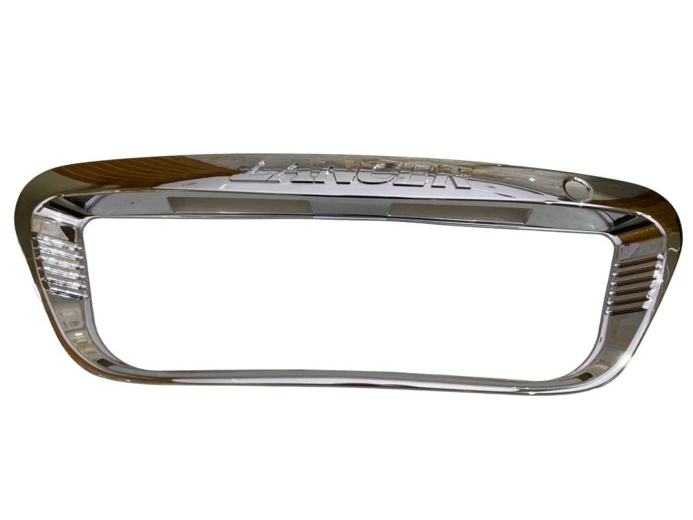 حلية شنطة خلفية نيكل لانسر بوما