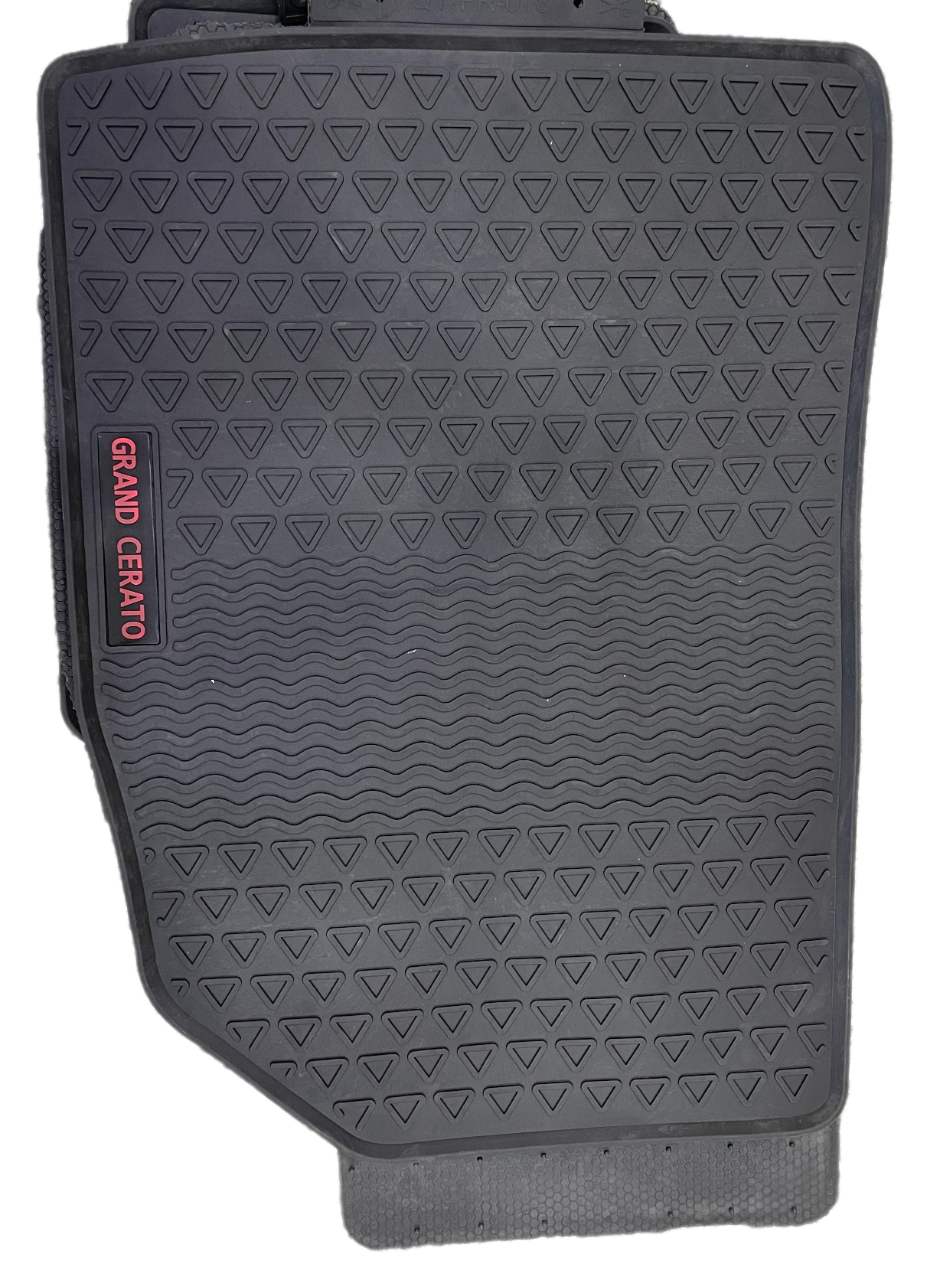 دواسات تخصص كيا جراند سيراتو