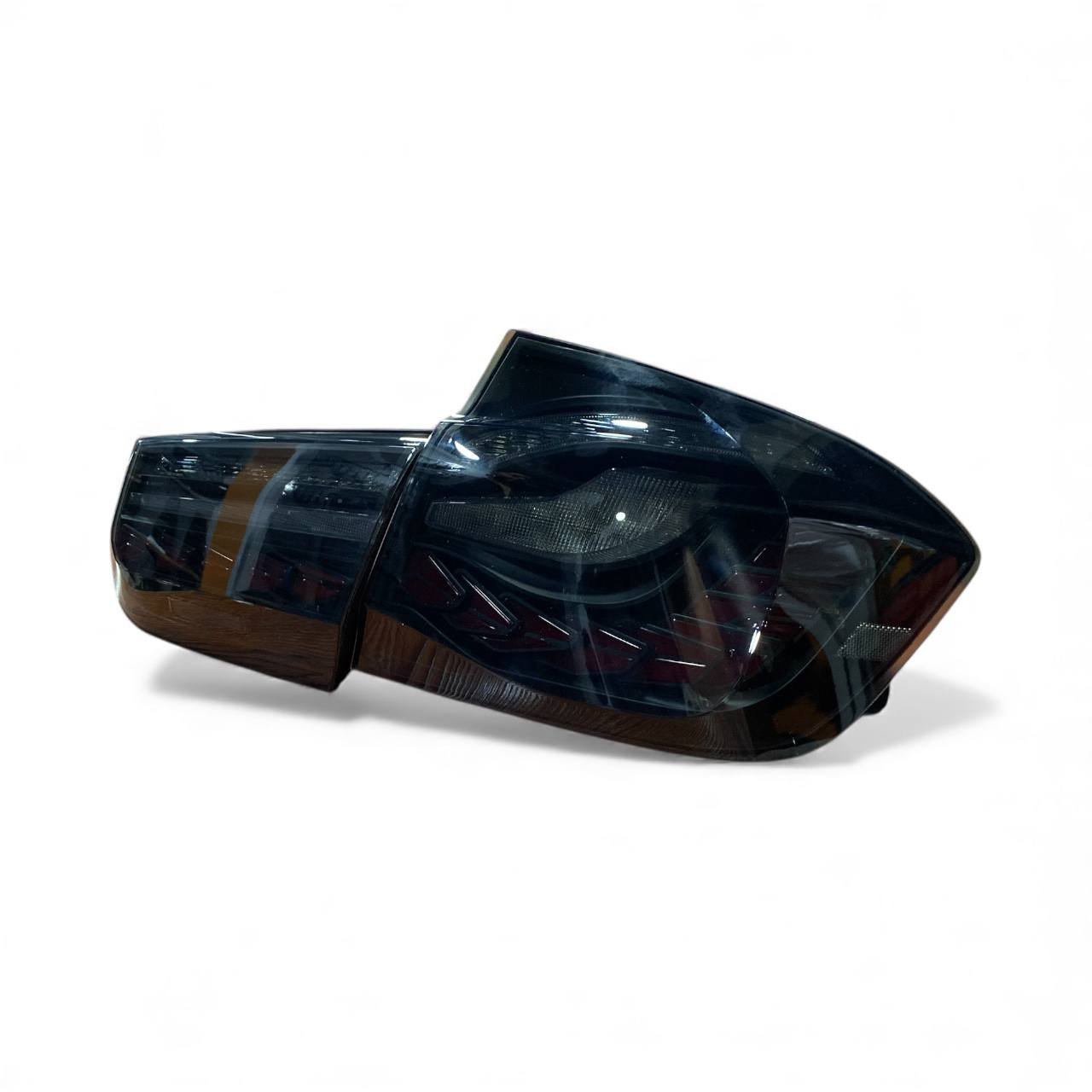 فانوس خلفي bmw f30 smok