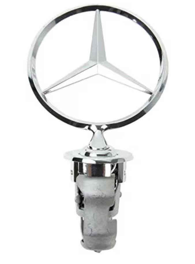 علامة مرسيدس على الكبوت W204