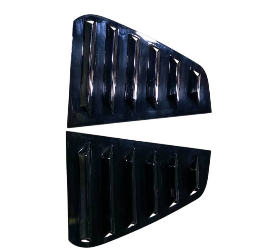 مثلث شراعة اسود بيانو بلاك جولف 7