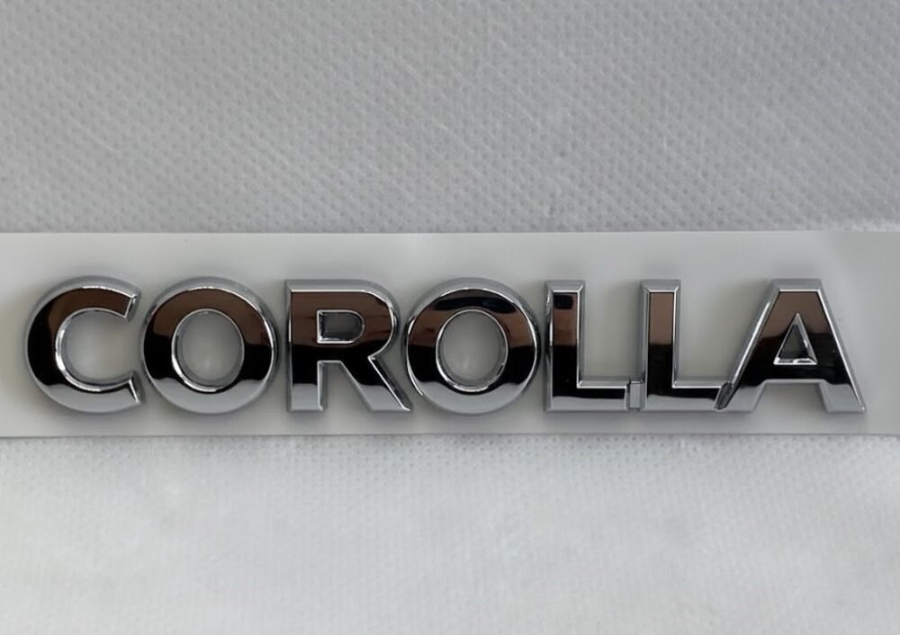 كلمة CROLLA نيكل