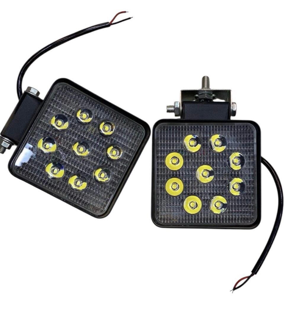 فانوس ليد تعديل على شكل مربع 9 عيون على شكل دايرة