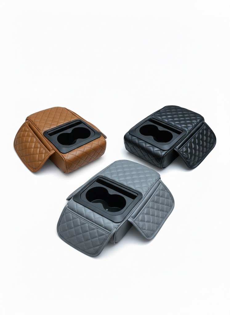 مخادع فوق الكونصلة الوان